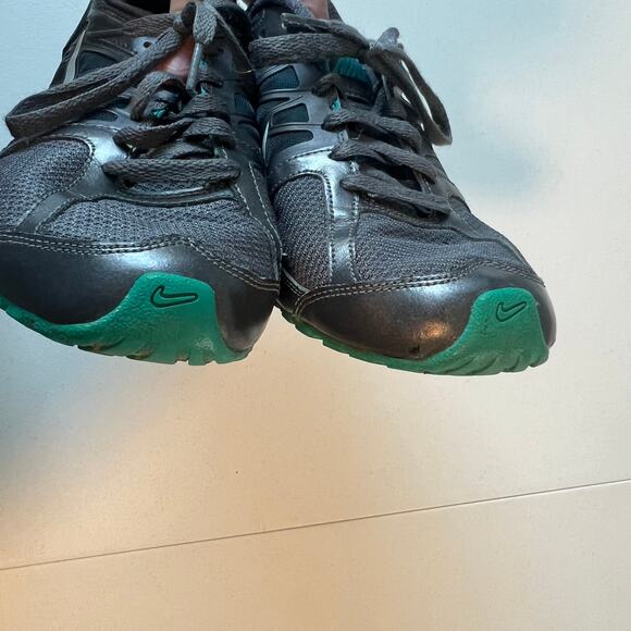 Nike Shoes Size 9 Women's - Picture 2 of 7
